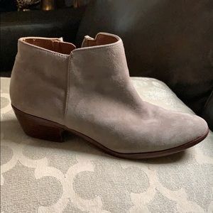 Sam Edelman Petty Booties putty 8w wide